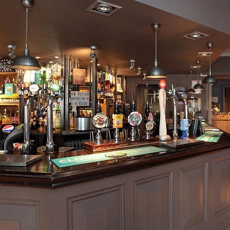 Bear Inn, Somerset By Marston'S Inns 斯特利特 外观 照片